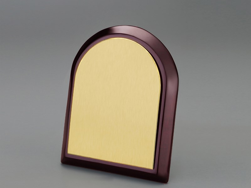 D Shaped Plaque with gold plate
